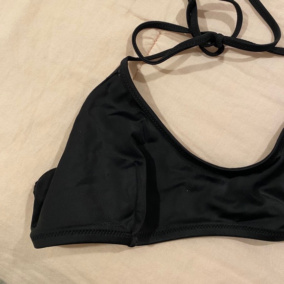 Victoria’s Secret black scoop bikini top - Picture 2 of 5